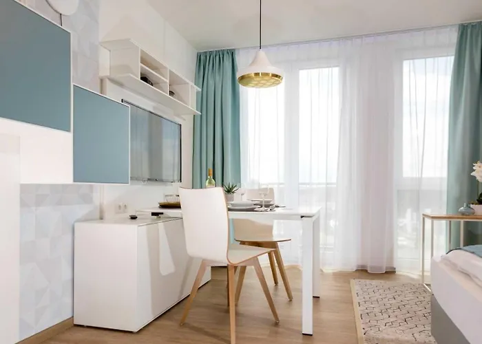 Nino-boardinghouse 24